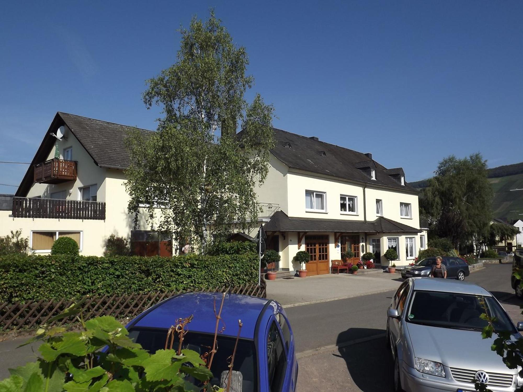 Ferienweingut Winnebeck Apartment Köwerich